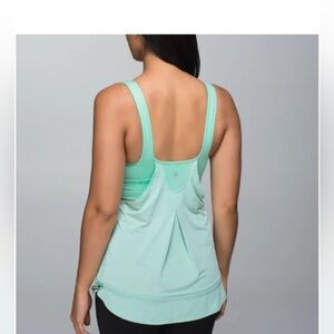 Lululemon-  Run Times Tank Heathered Toothpaste / Toothpaste